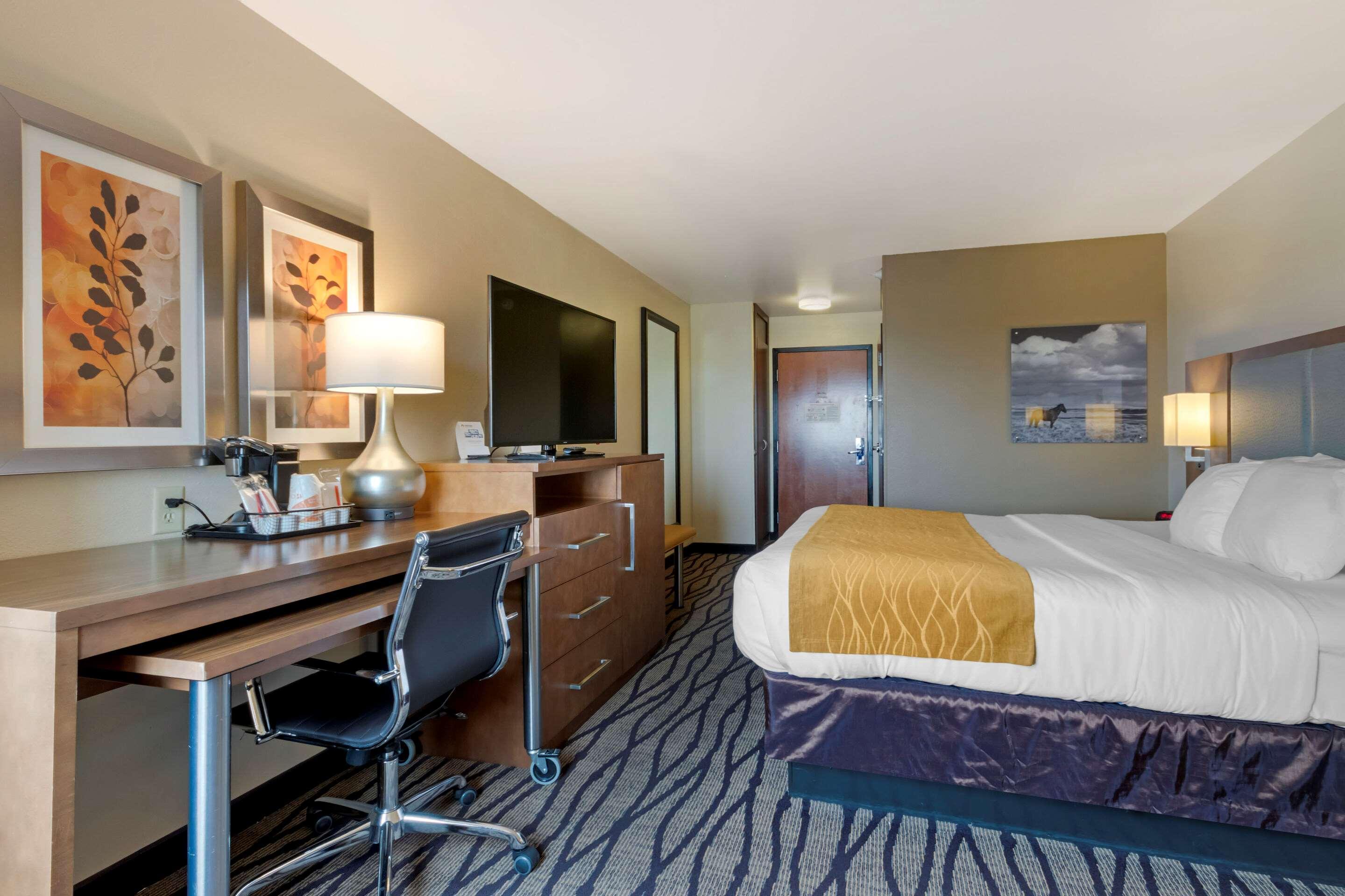 גרייט פולס Comfort Inn & Suites Market - Airport מראה חיצוני תמונה