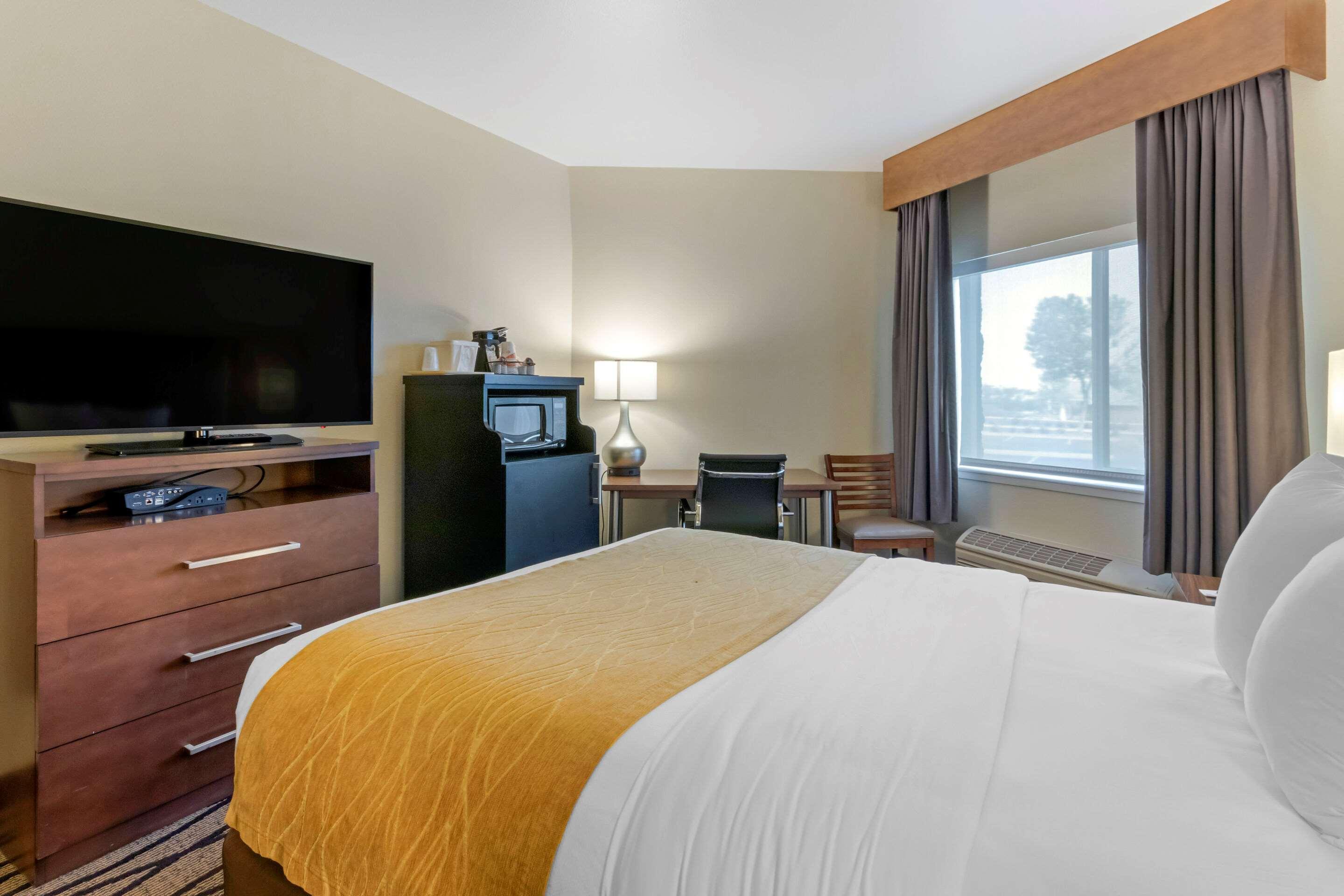 גרייט פולס Comfort Inn & Suites Market - Airport מראה חיצוני תמונה