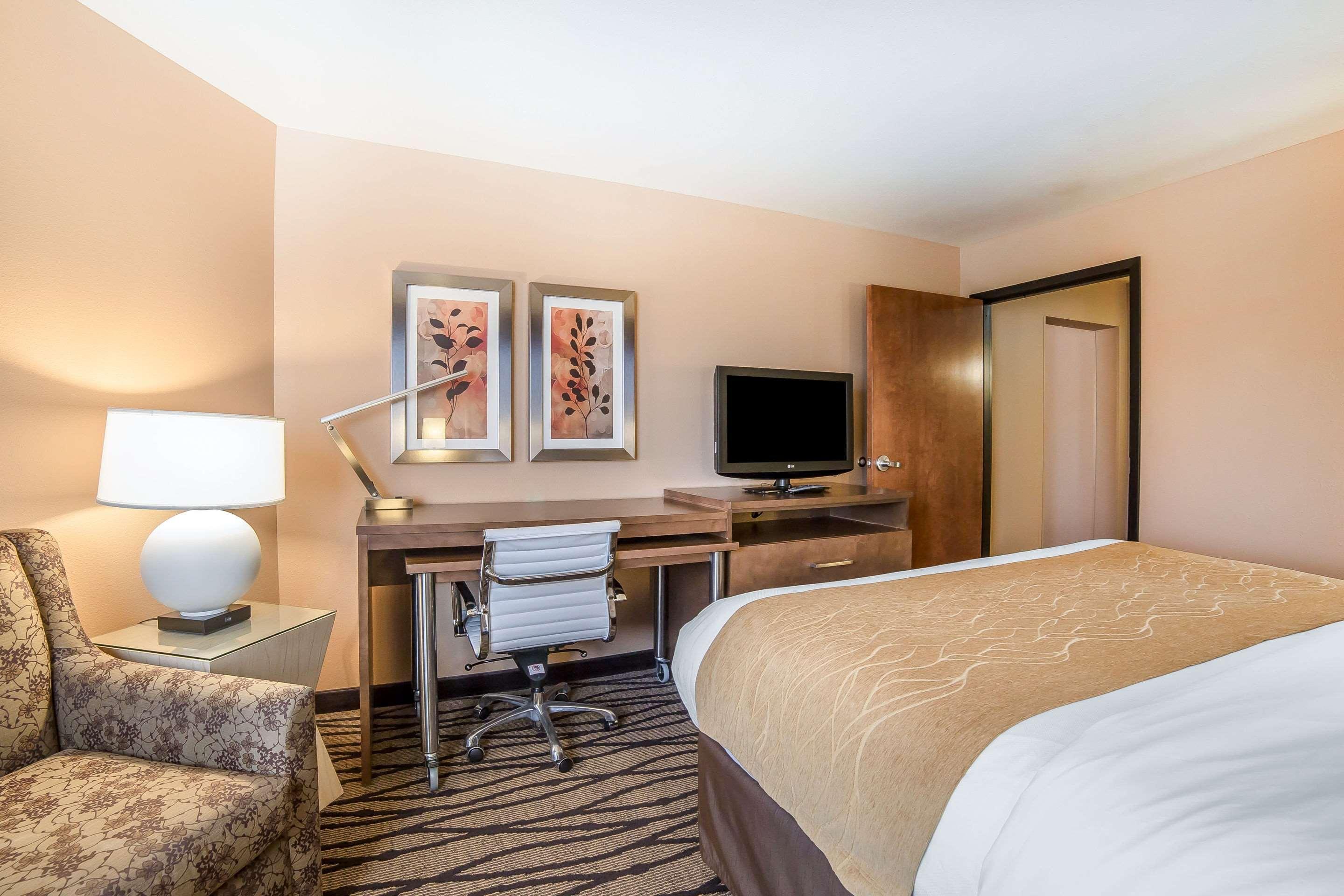 גרייט פולס Comfort Inn & Suites Market - Airport מראה חיצוני תמונה