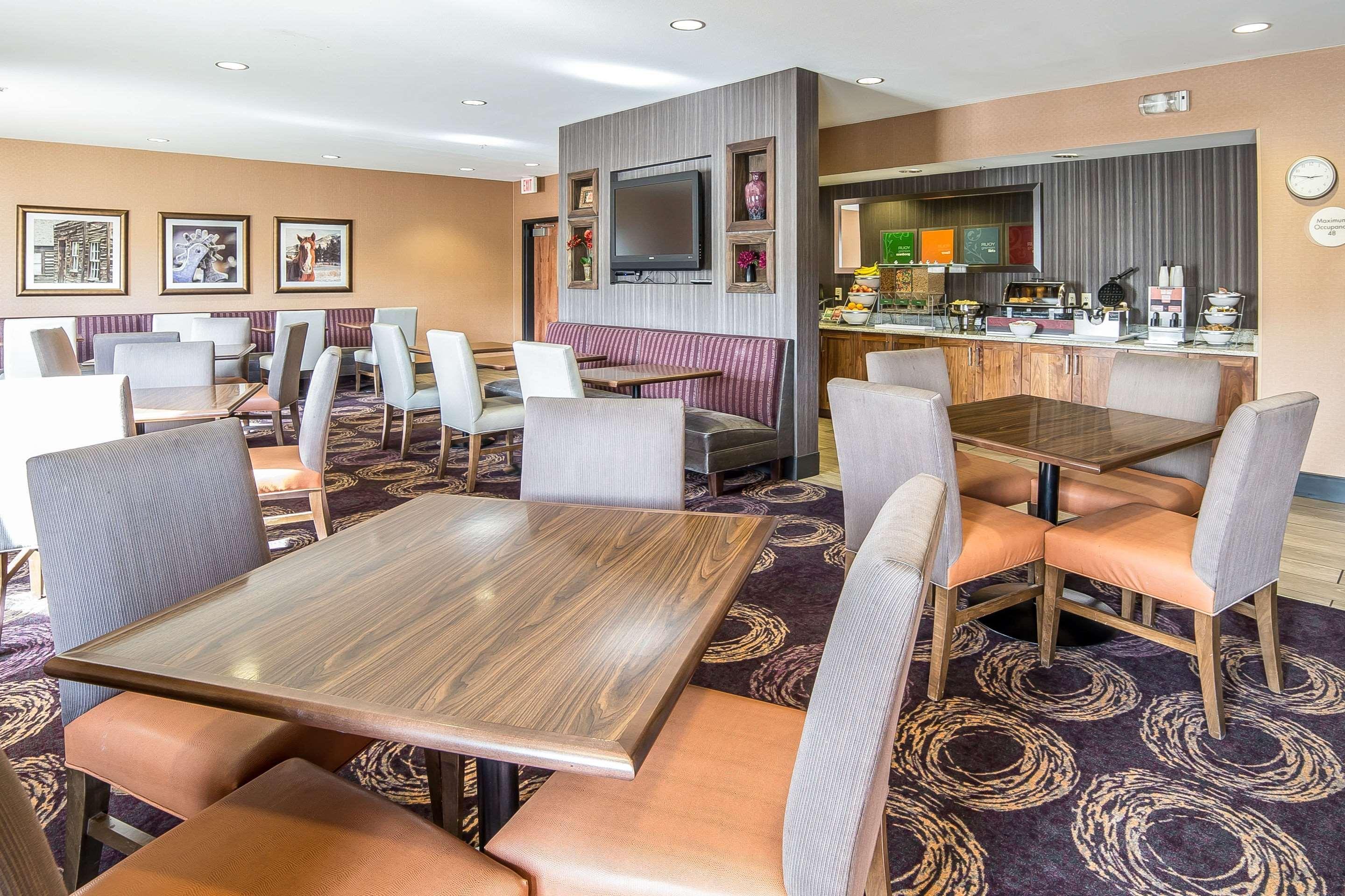 גרייט פולס Comfort Inn & Suites Market - Airport מראה חיצוני תמונה